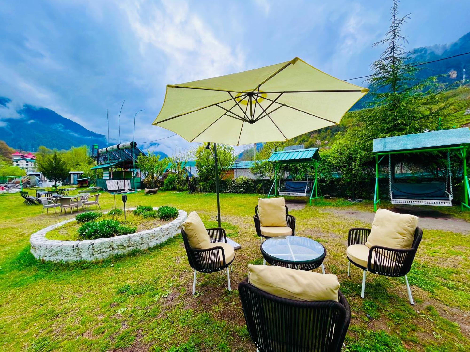 Himalayan Riverside Swiss Cottage Tents, Manali 外观 照片