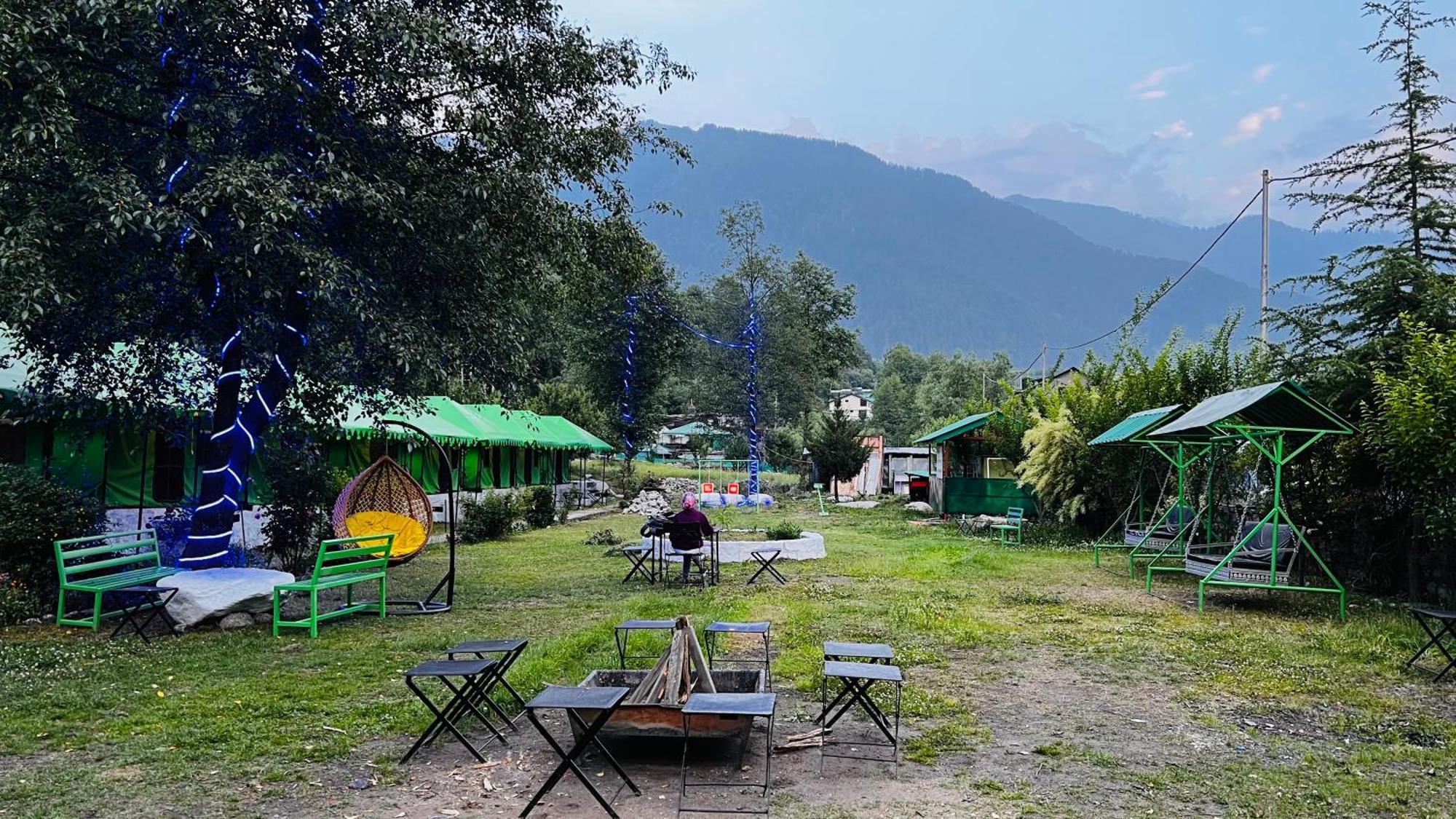 Himalayan Riverside Swiss Cottage Tents, Manali 外观 照片