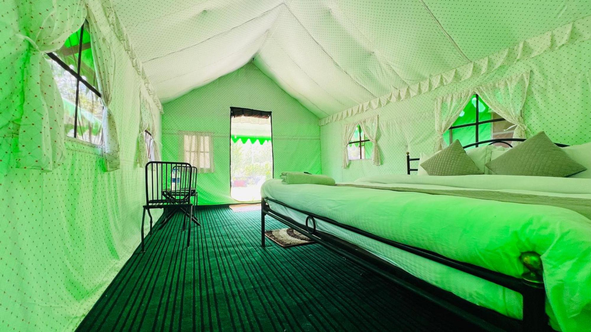 Himalayan Riverside Swiss Cottage Tents, Manali 外观 照片