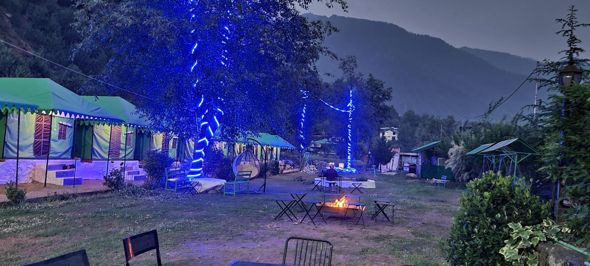 Himalayan Riverside Swiss Cottage Tents, Manali 外观 照片